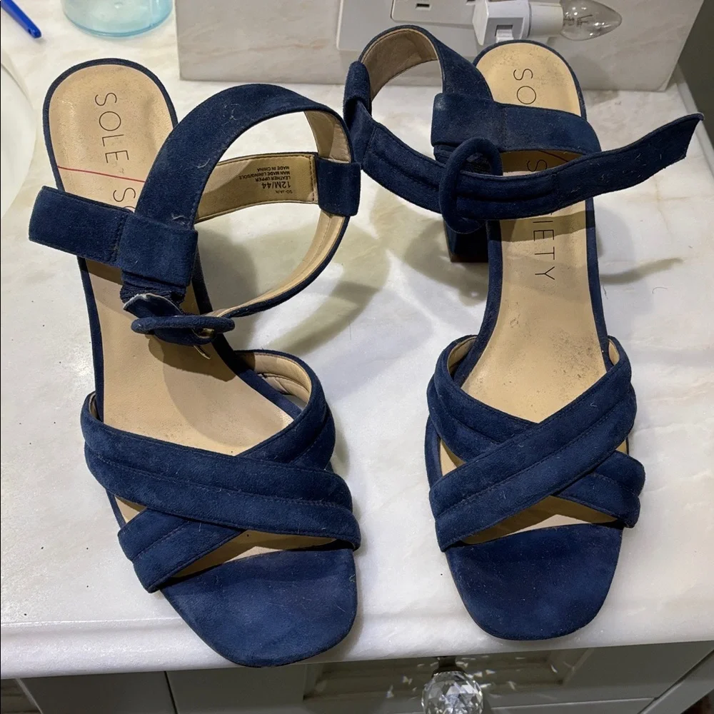 Sole Society Deep Blue Suede Heels - Picture 1 of 5
